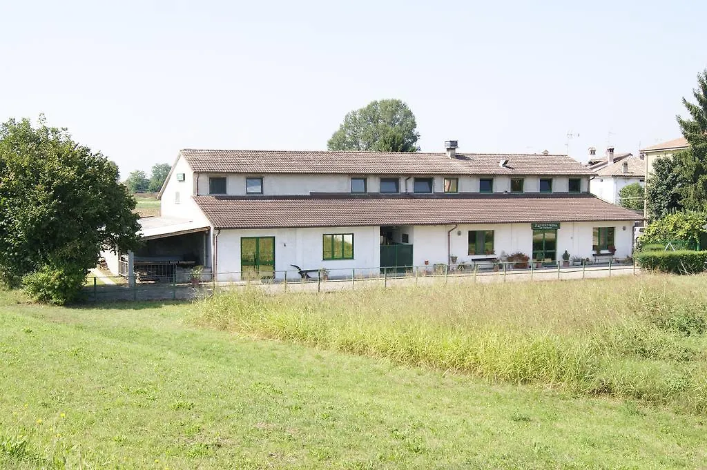 Agriturismo La Valbona Villa San Martino Siccomario Italy